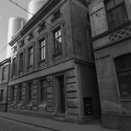 Johnson's House Гостевой дом